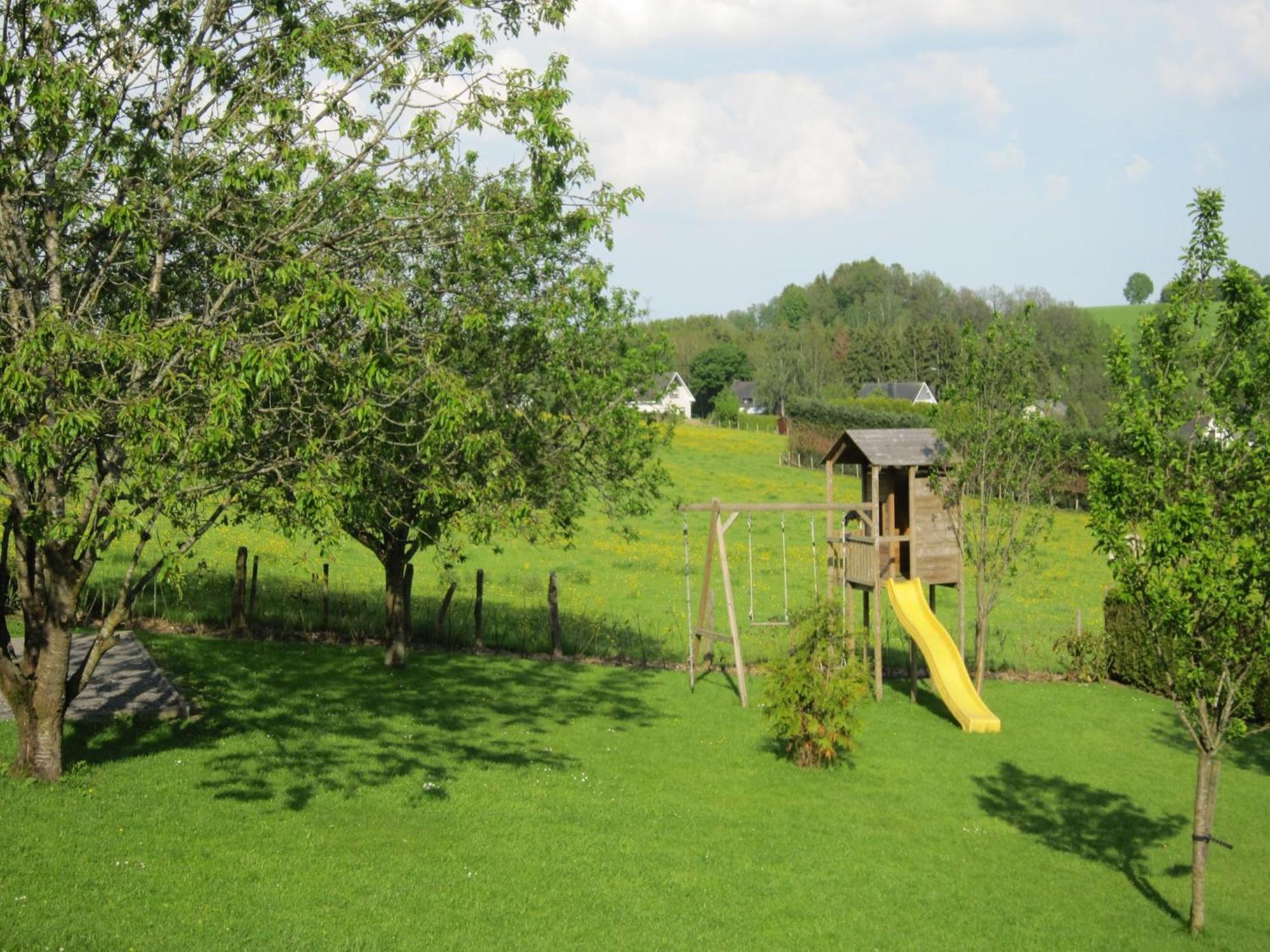 Contemporary Holiday Home In Houffalize With Private Garden Luaran gambar